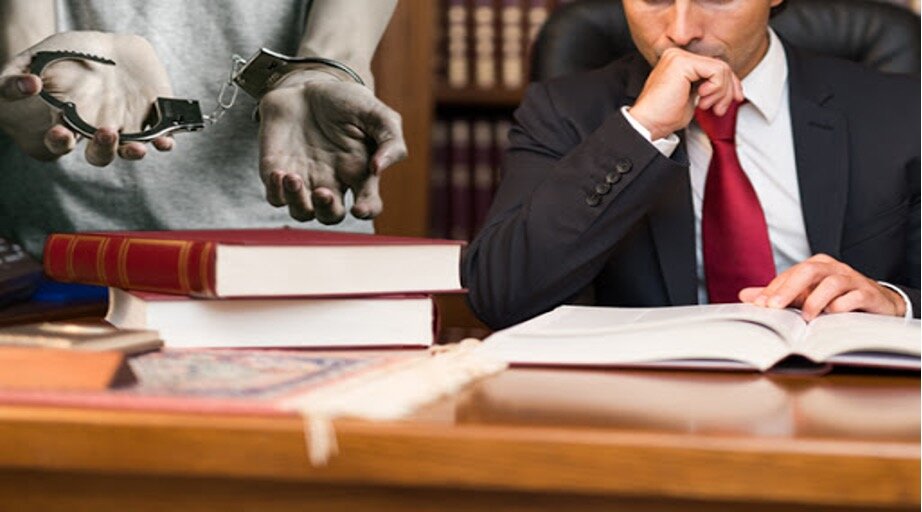 criminal defense lawyer